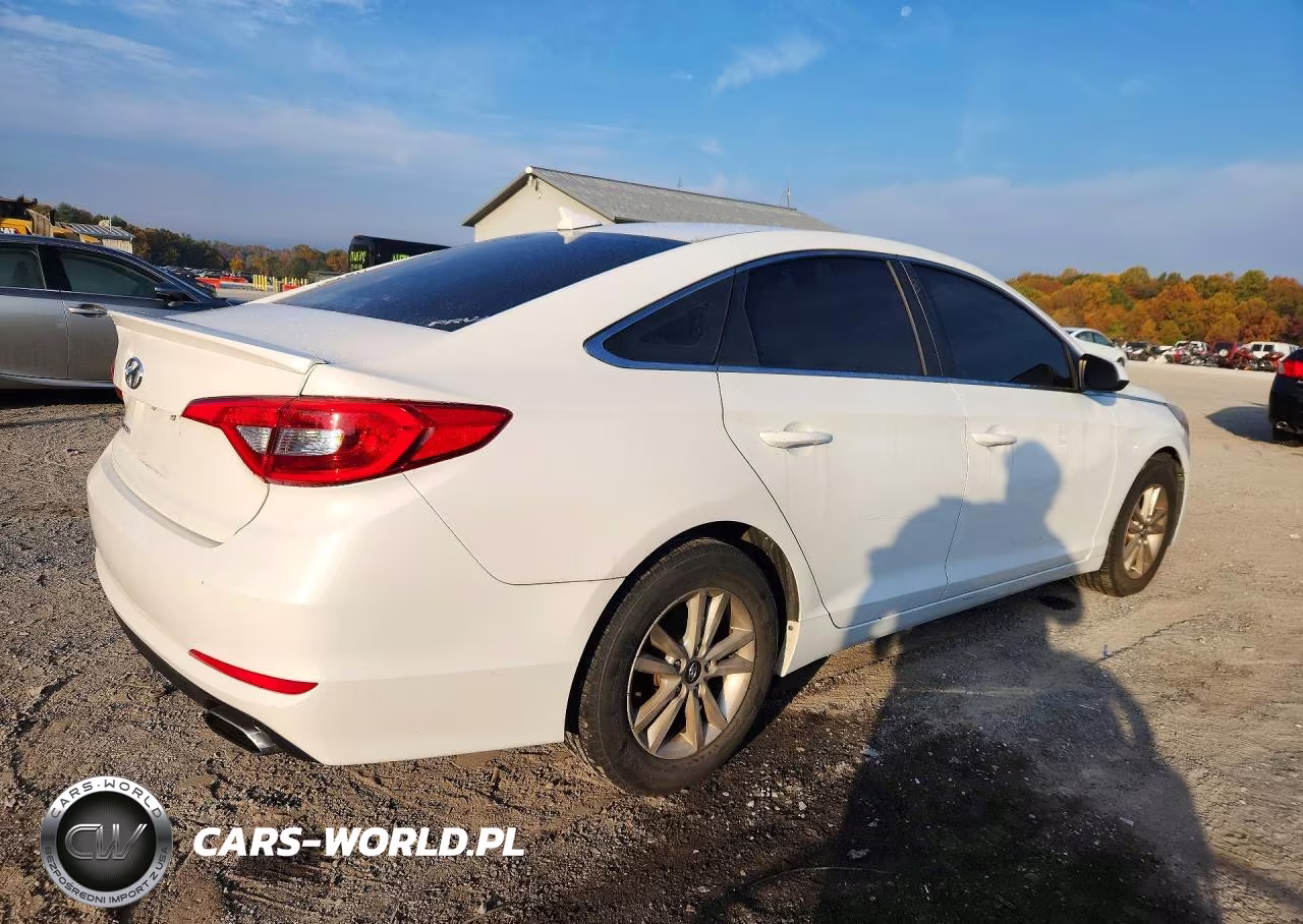2016 Hyundai Sonata Se VIN:5NPE24AF8GH279818 - 3
