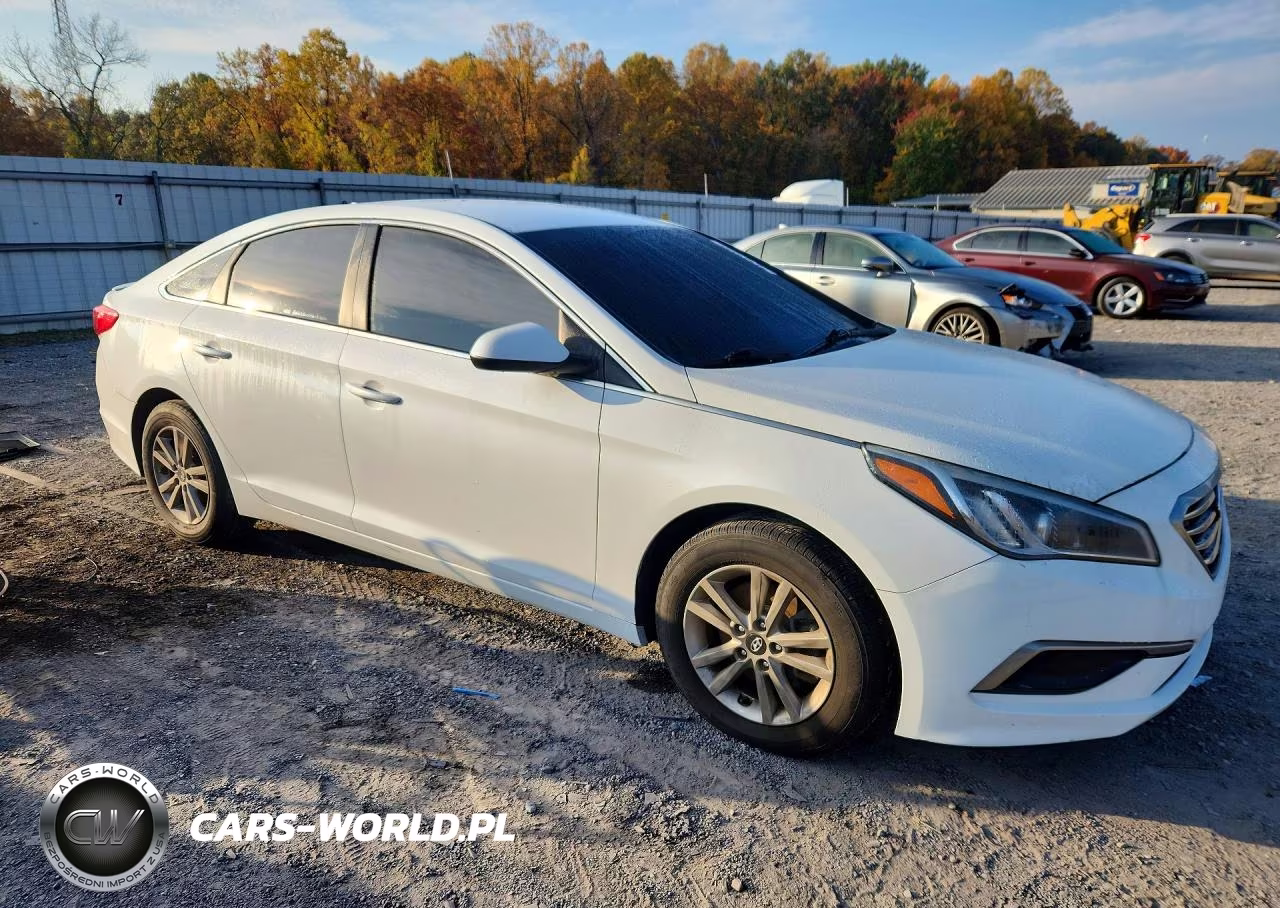 2016 Hyundai Sonata Se VIN:5NPE24AF8GH279818 - 4
