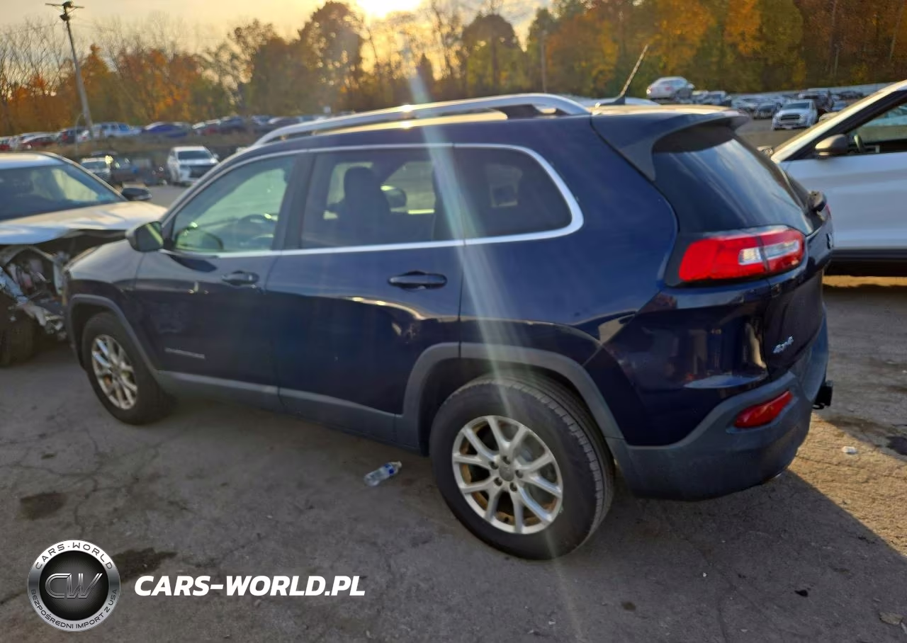 2015 Jeep Cherokee VIN:1C4PJMCB0FW576743 - 2