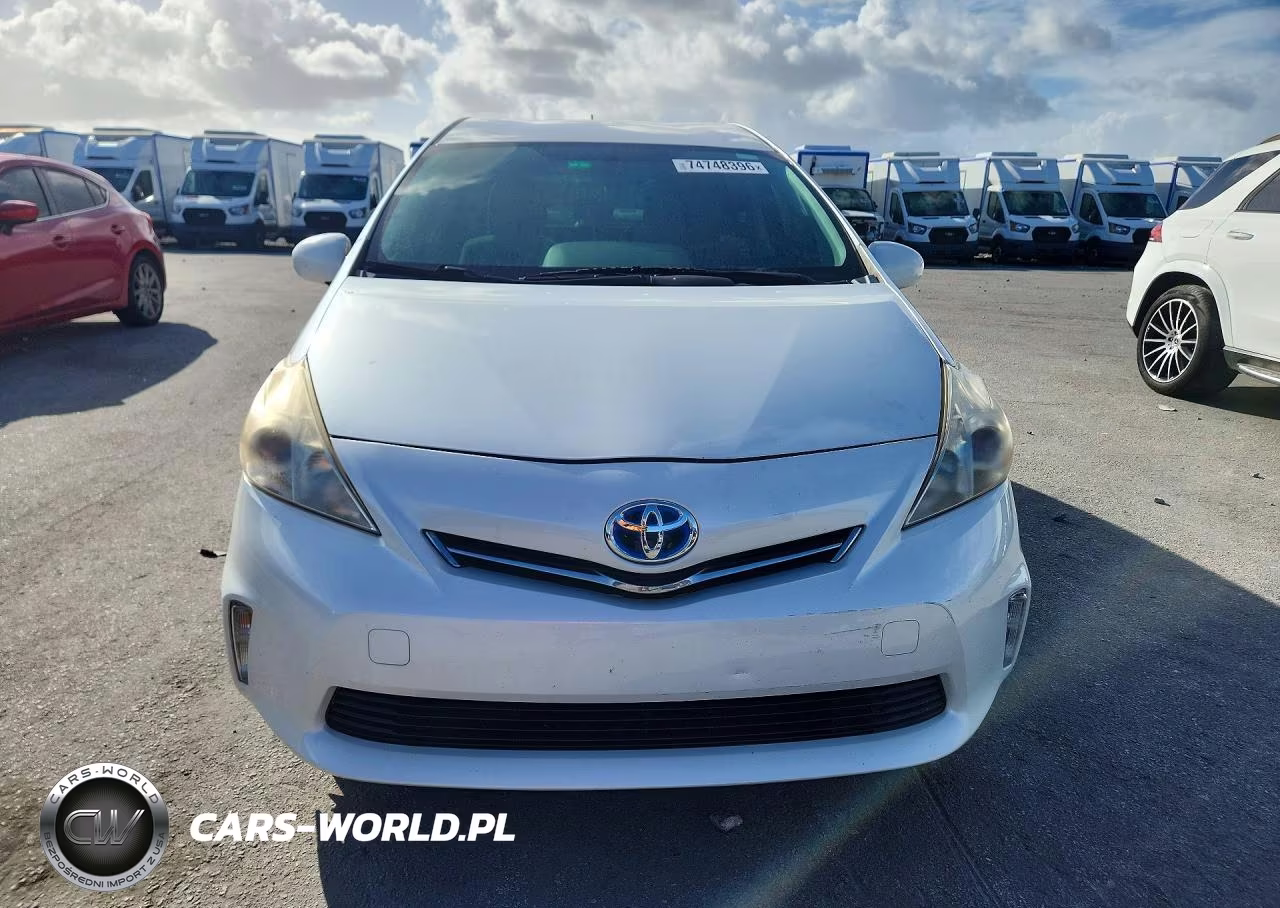 2013 Toyota Prius V Three VIN:JTDZN3EU9D3261539 - 5