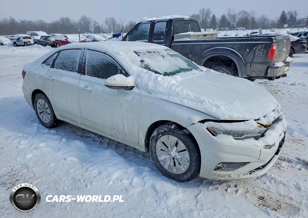 2019 Volkswagen Jetta S VIN:3VWC57BU6KM171811 - 4