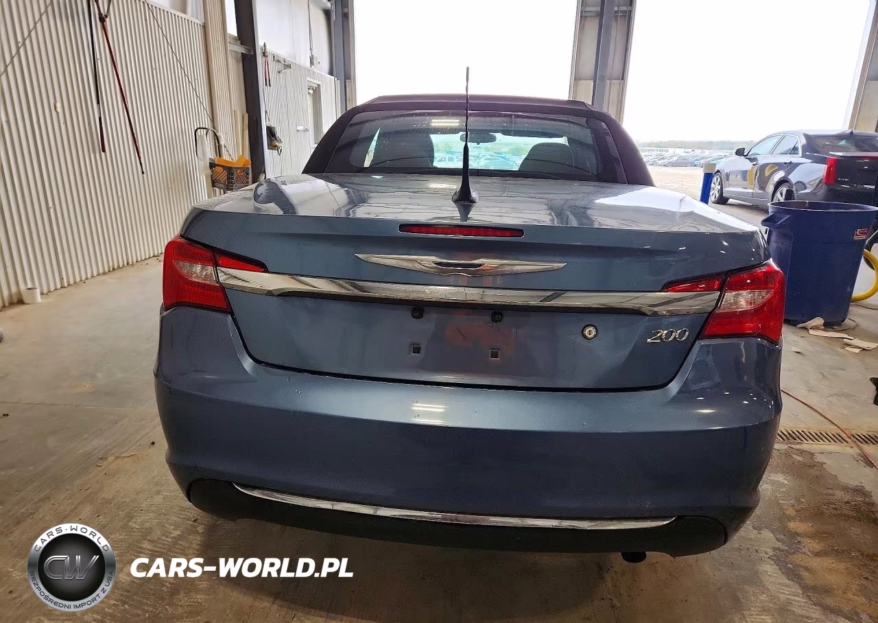 2011 Chrysler 200 Touring VIN:1C3BC2EB6BN532210 - 6
