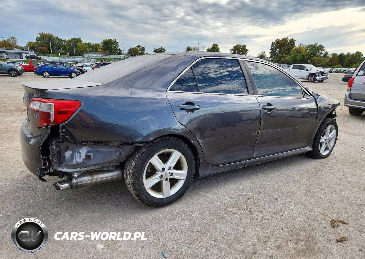 2014 Toyota Camry Se VIN:4T1BF1FK5EU430172 - 3