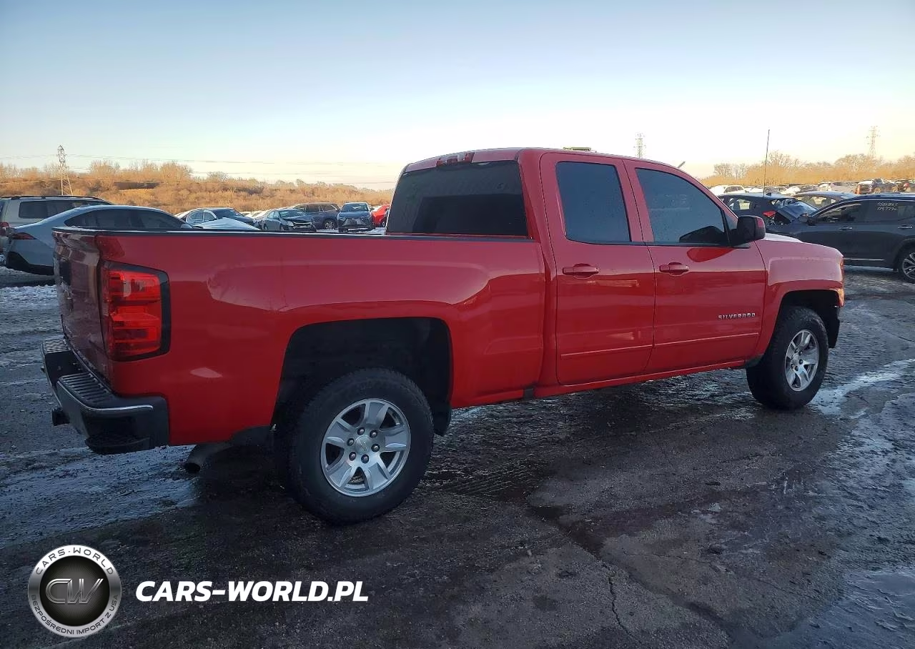 2017 Chevrolet Silverado K1500 Lt VIN:1GCVKREC6HZ175786 - 3