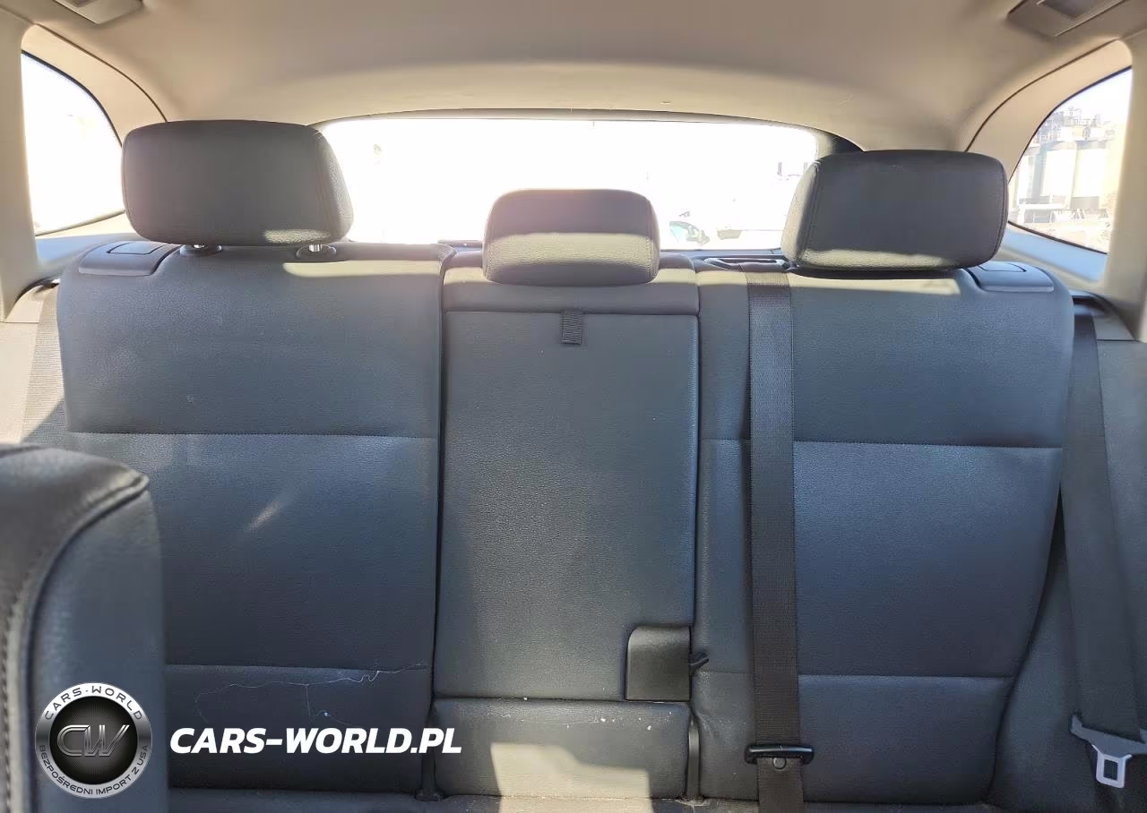 2015 BMW X1 xDrive28I VIN:WBAVL1C56FVY37421 - 10