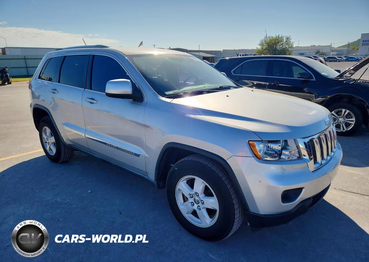 2012 Jeep Grand Cherokee Laredo VIN:1C4RJFAG5CC141460 - 4