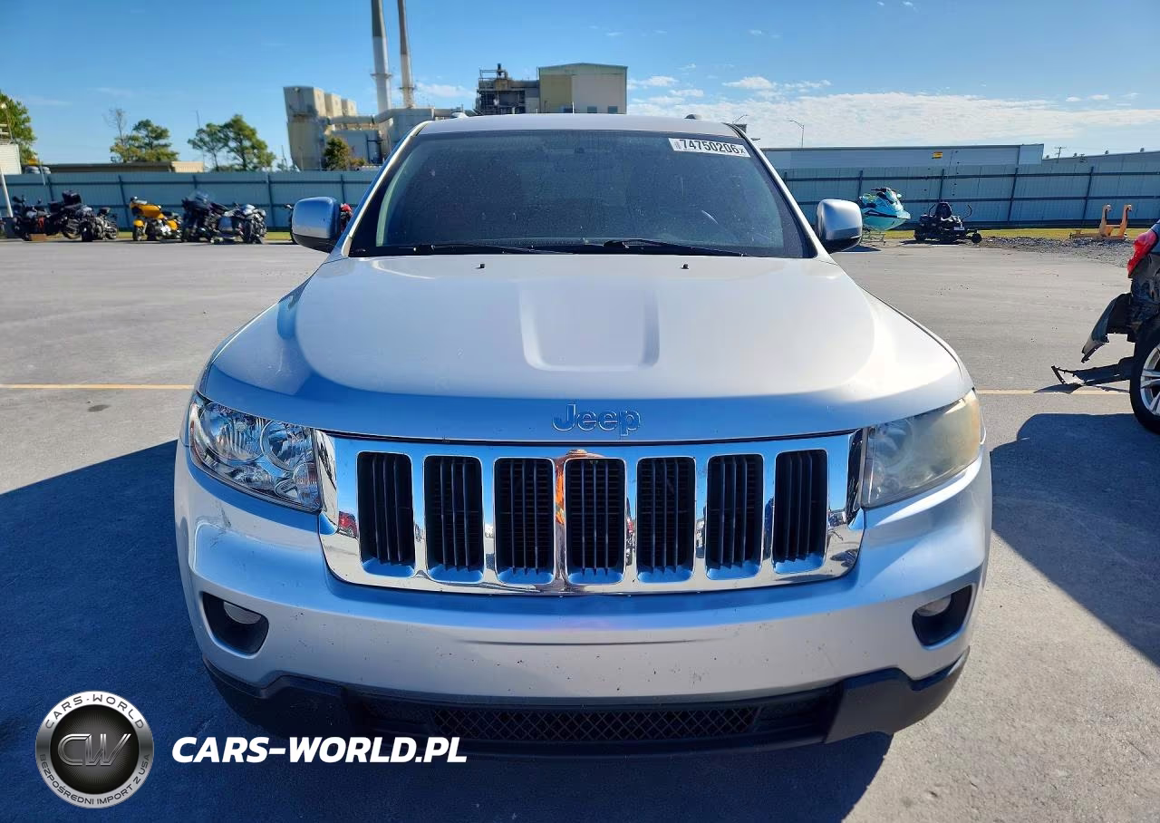 2012 Jeep Grand Cherokee Laredo VIN:1C4RJFAG5CC141460 - 5