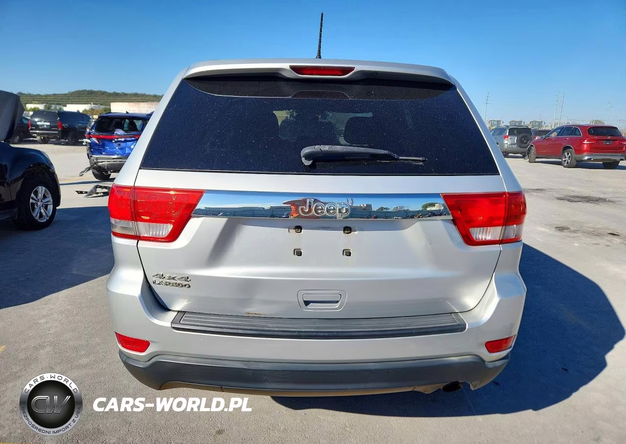 2012 Jeep Grand Cherokee Laredo VIN:1C4RJFAG5CC141460 - 6