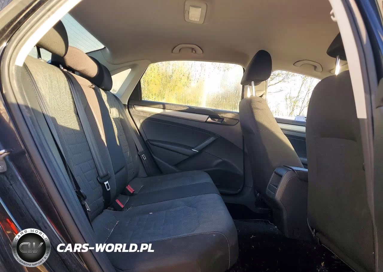 2021 Volkswagen Passat S VIN:1VWAA7A31MC018253 - 10