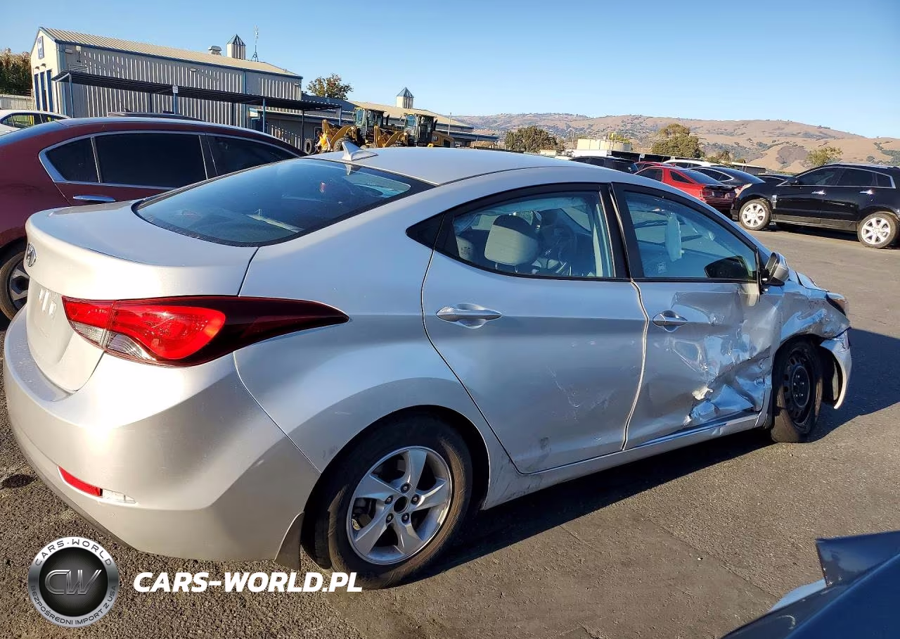 2015 Hyundai Elantra Se VIN:KMHDH4AE3FU309972 - 3
