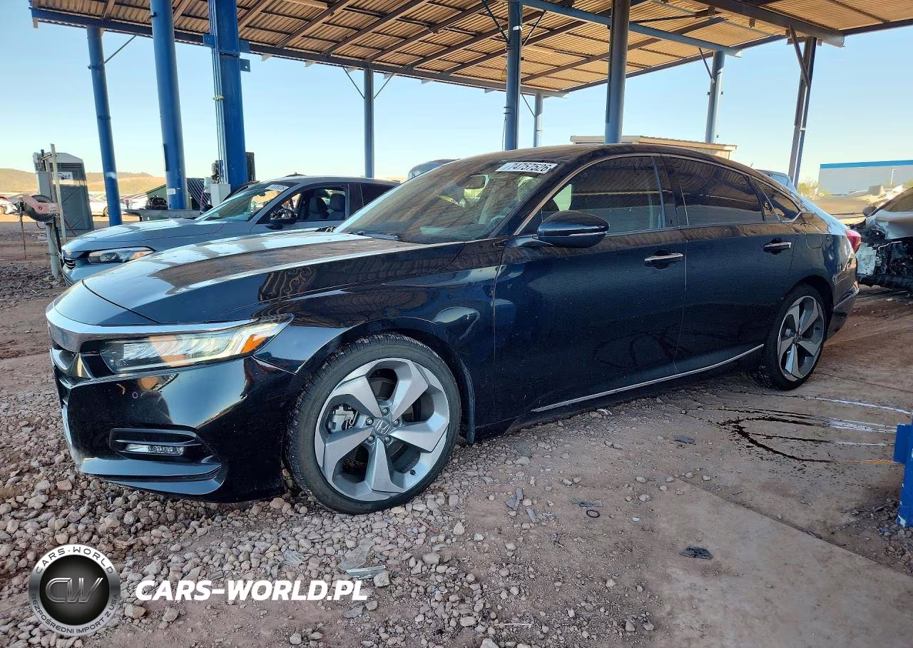 2018 Honda Accord Touring VIN:1HGCV1F92JA134967 - 1