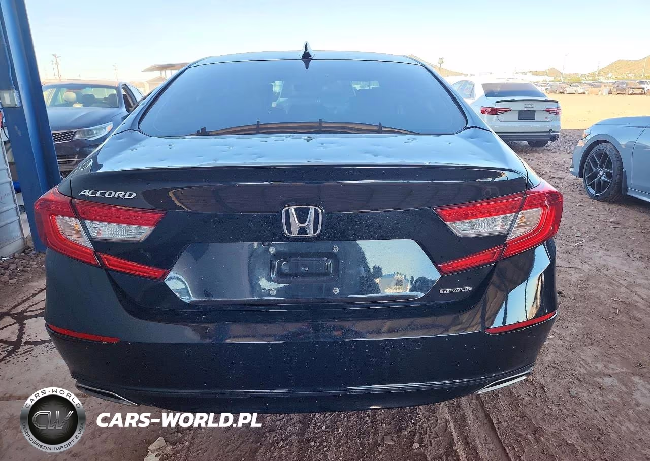 2018 Honda Accord Touring VIN:1HGCV1F92JA134967 - 6