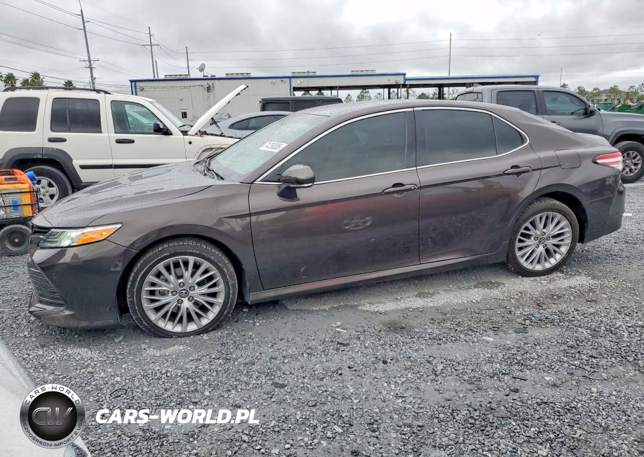 2018 Toyota Camry L – zdjęcie 1 z 12