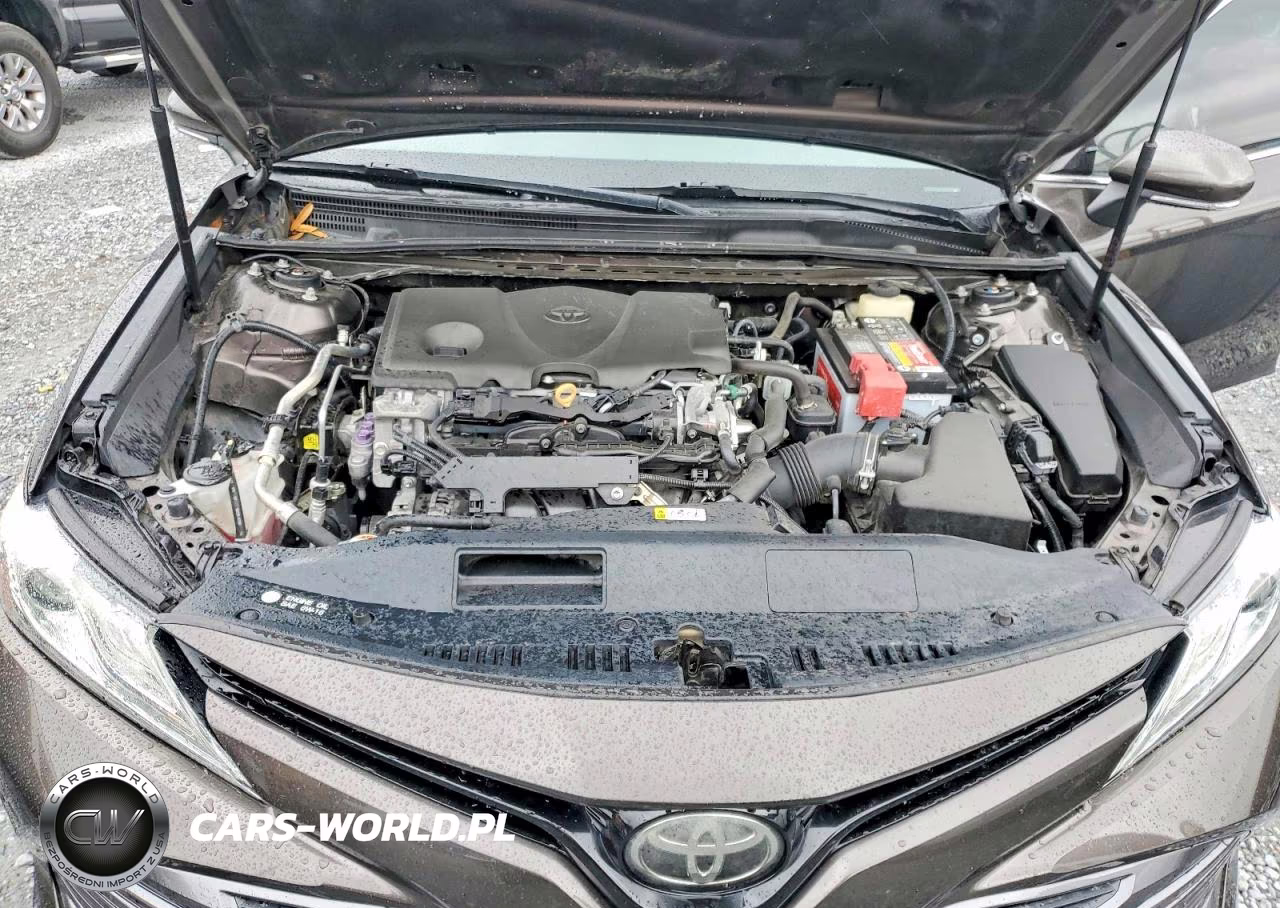 2018 Toyota Camry L VIN:4T1B11HK7JU004750 - 11