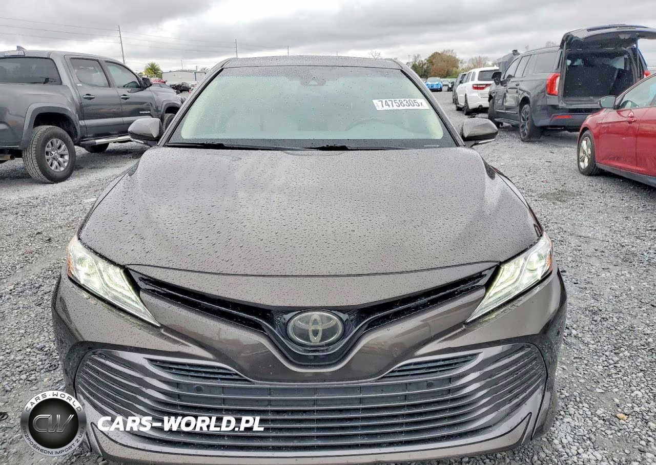 2018 Toyota Camry L VIN:4T1B11HK7JU004750 - 5