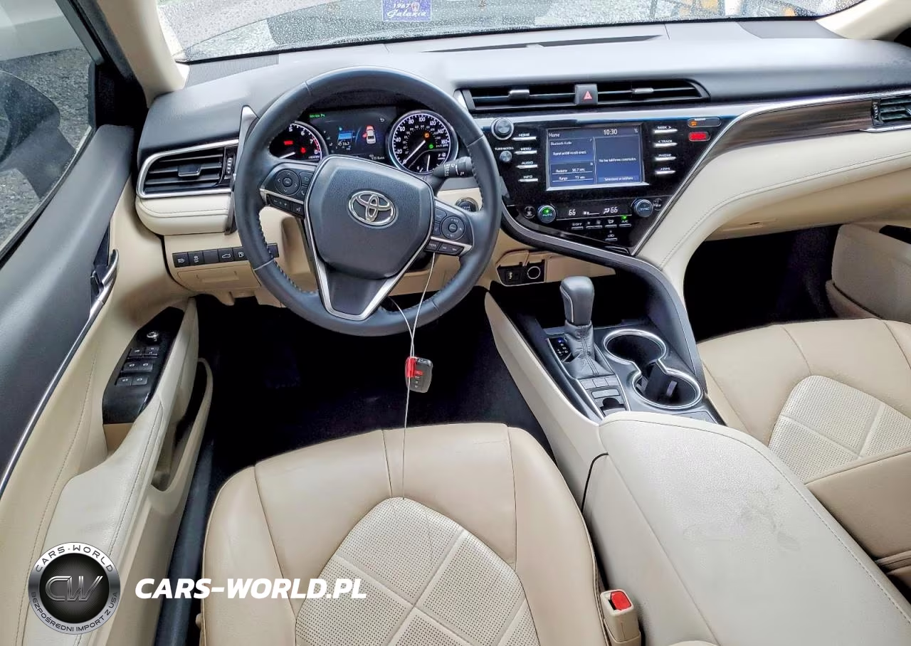 2018 Toyota Camry L VIN:4T1B11HK7JU004750 - 8