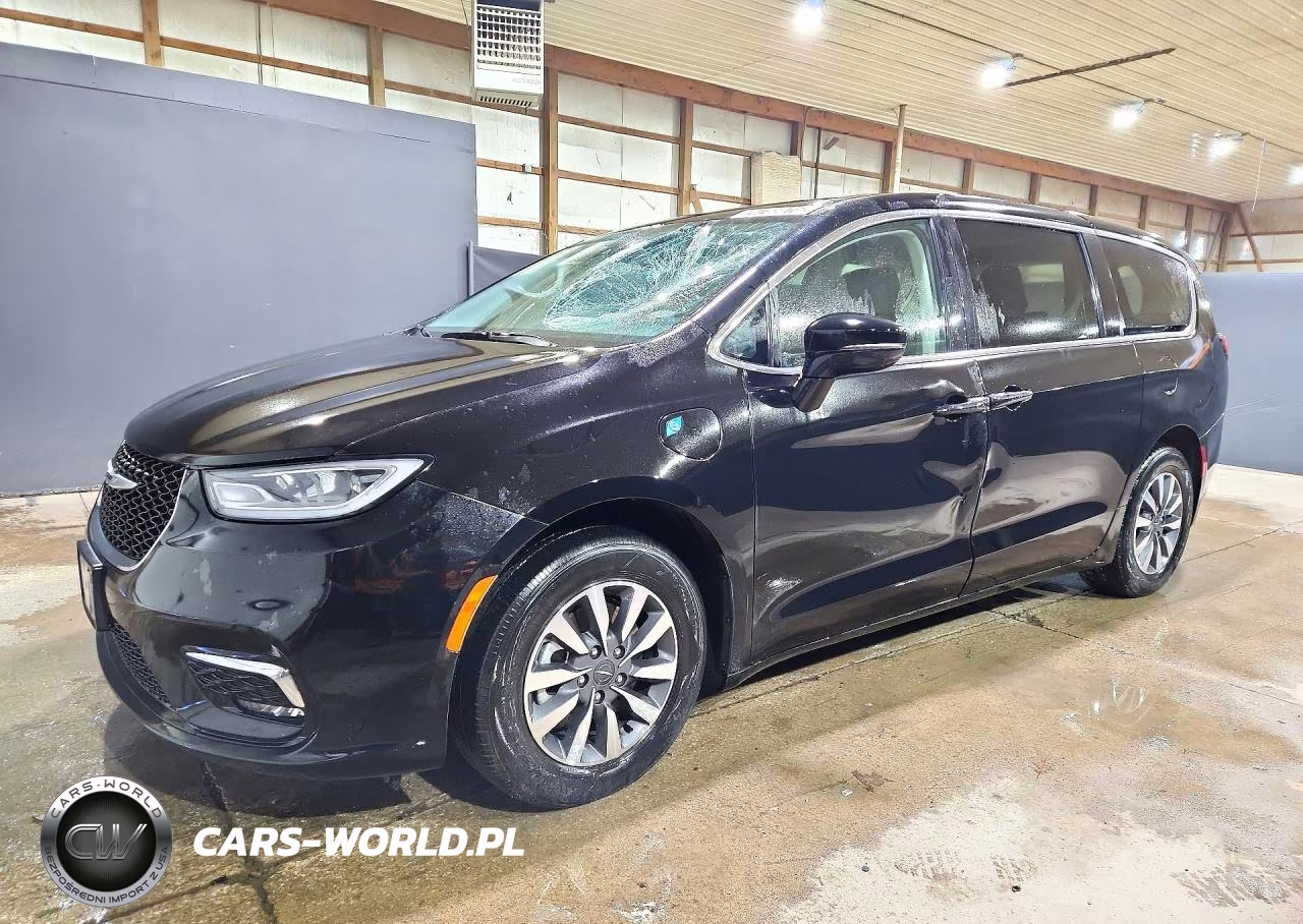 2024 Chrysler Pacifica Hybrid Select VIN:2C4RC1S76RR174558 - 1