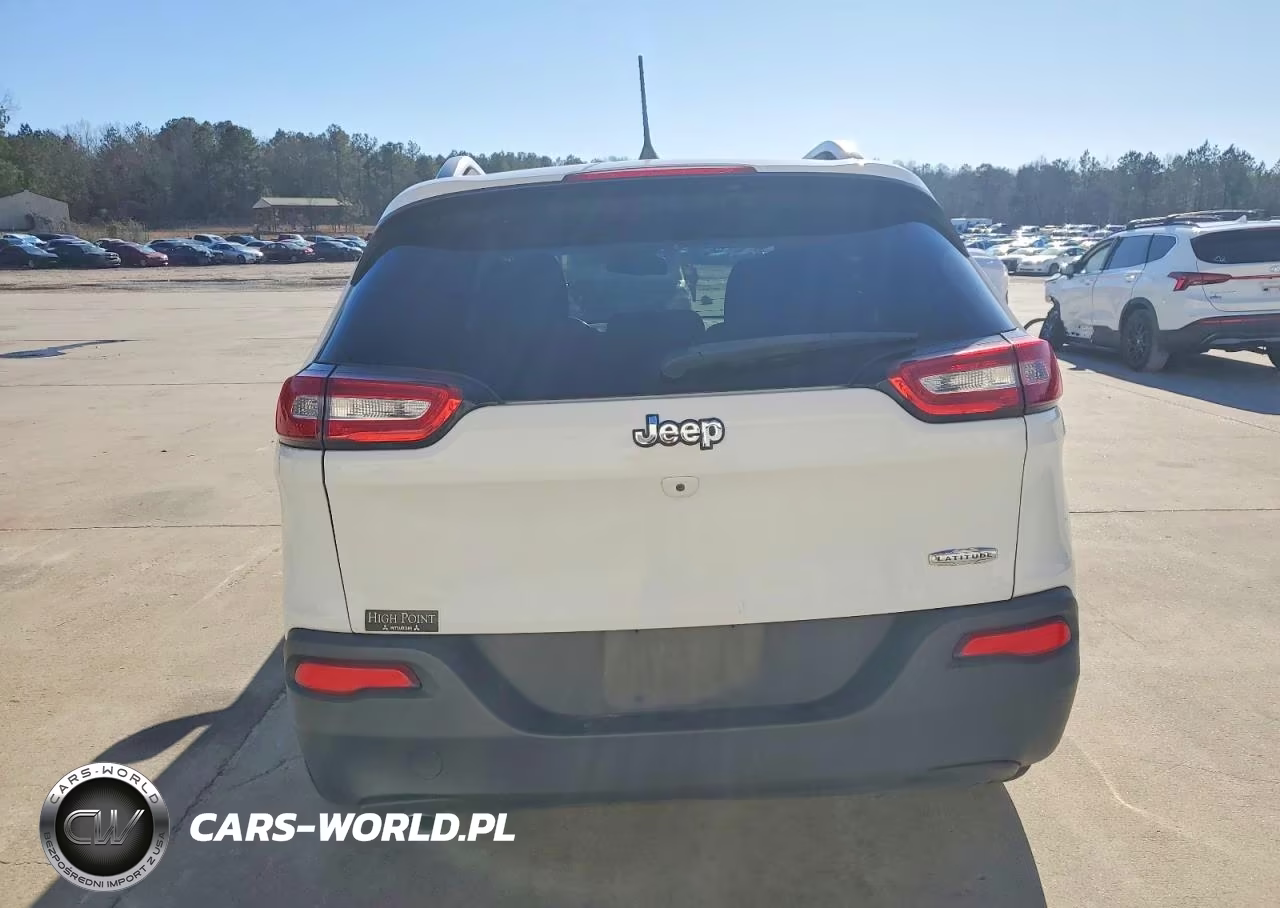 2018 Jeep Cherokee Latitude VIN:1C4PJLCB3JD513330 - 6