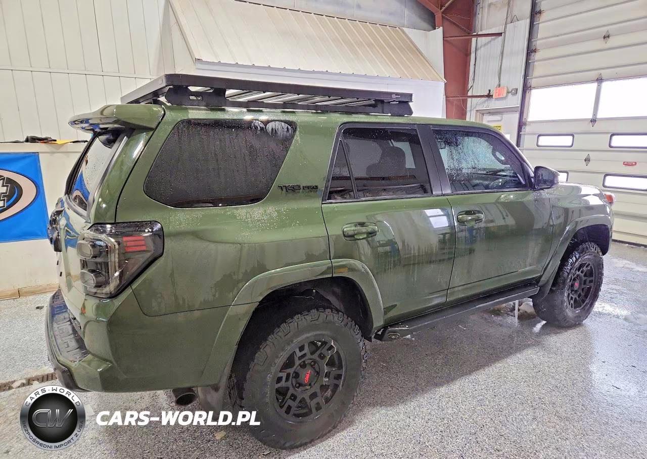 2020 Toyota 4Runner Sr5-Sr5 Premium VIN:JTEBU5JR8L5745816 - 3