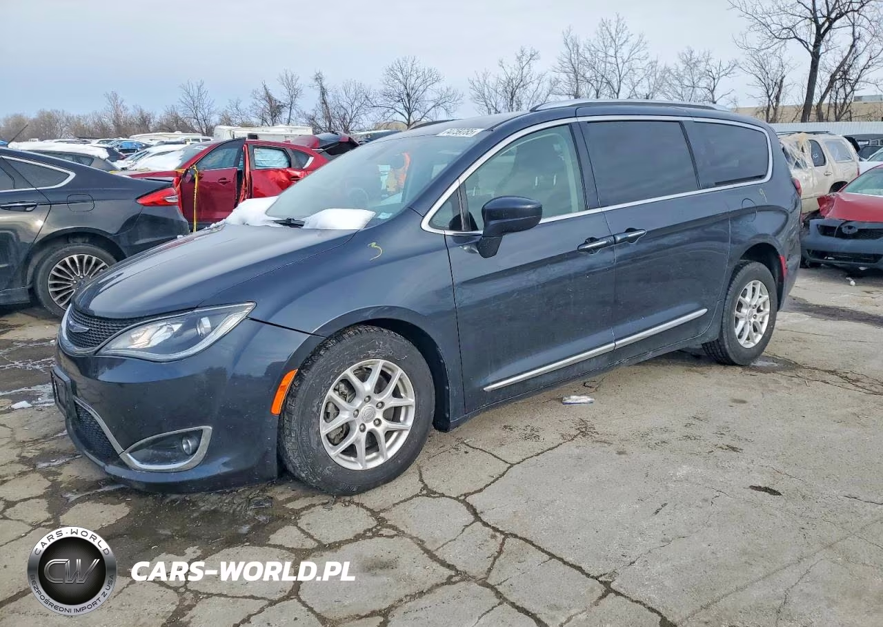 2020 Chrysler Pacifica Touring L