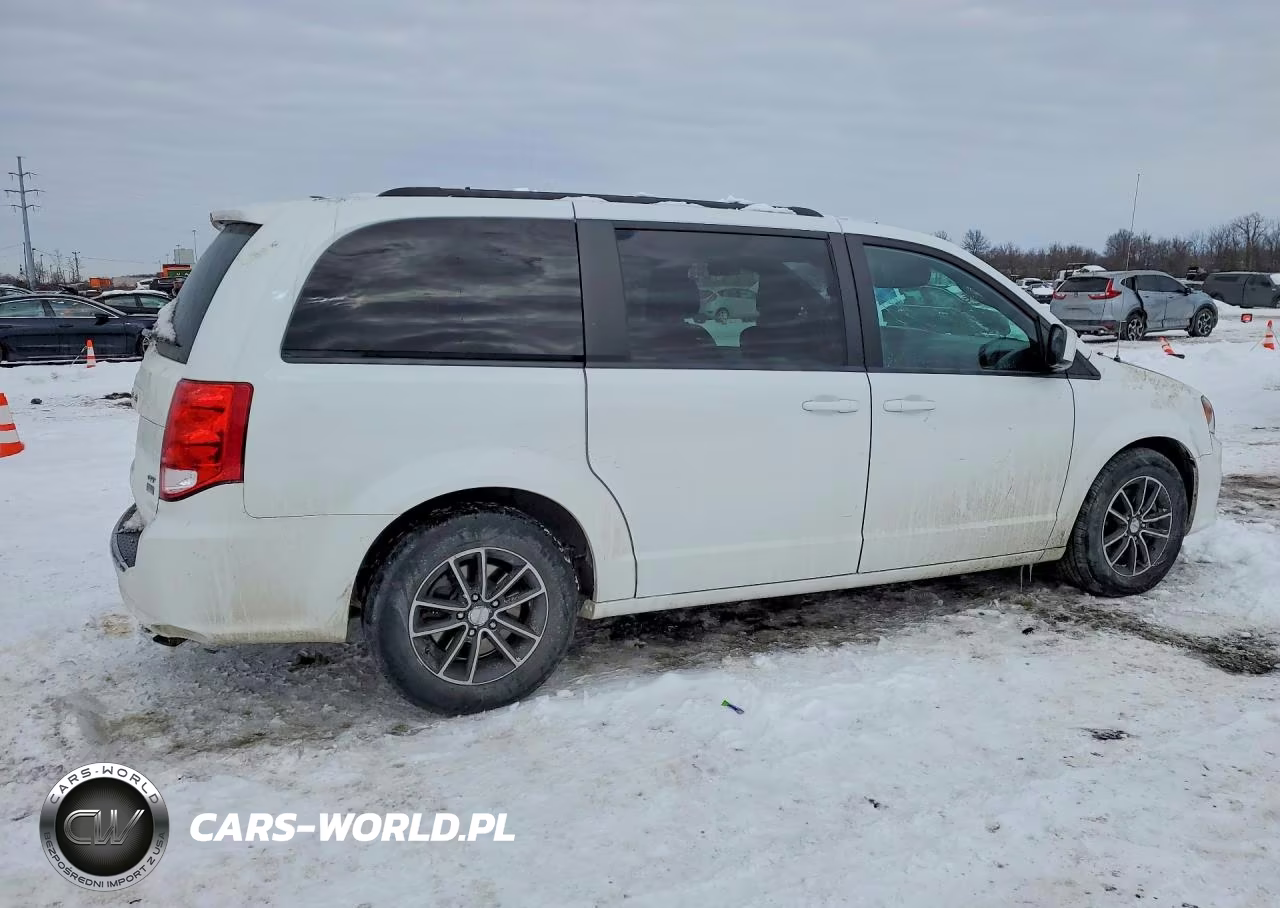 2019 Dodge Grand Caravan Gt VIN:2C4RDGEG6KR600637 - 3