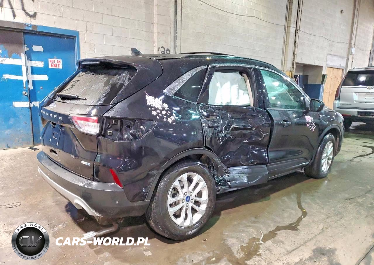 2020 Ford Escape Se VIN:1FMCU9G62LUC38005 - 3