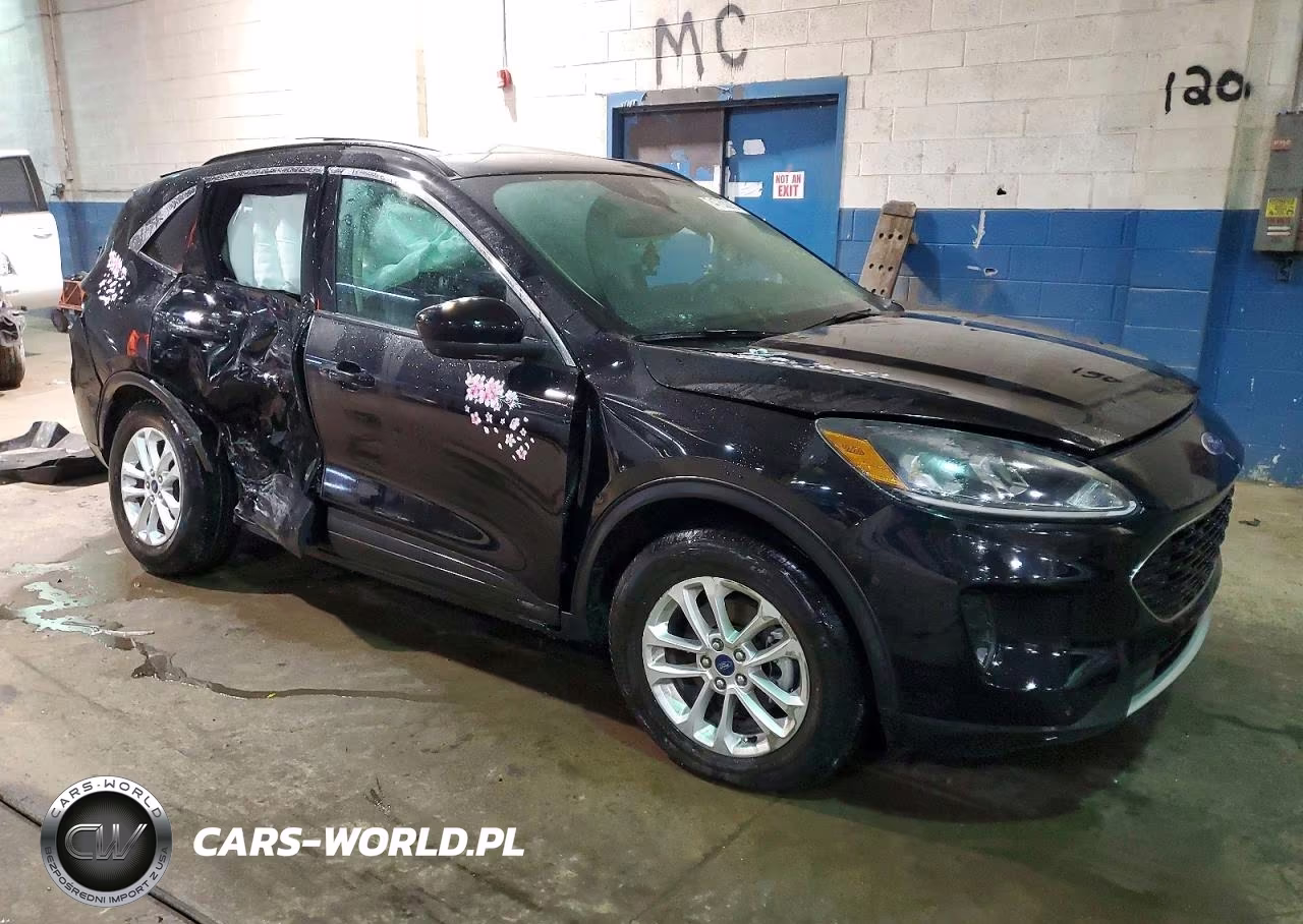 2020 Ford Escape Se VIN:1FMCU9G62LUC38005 - 4