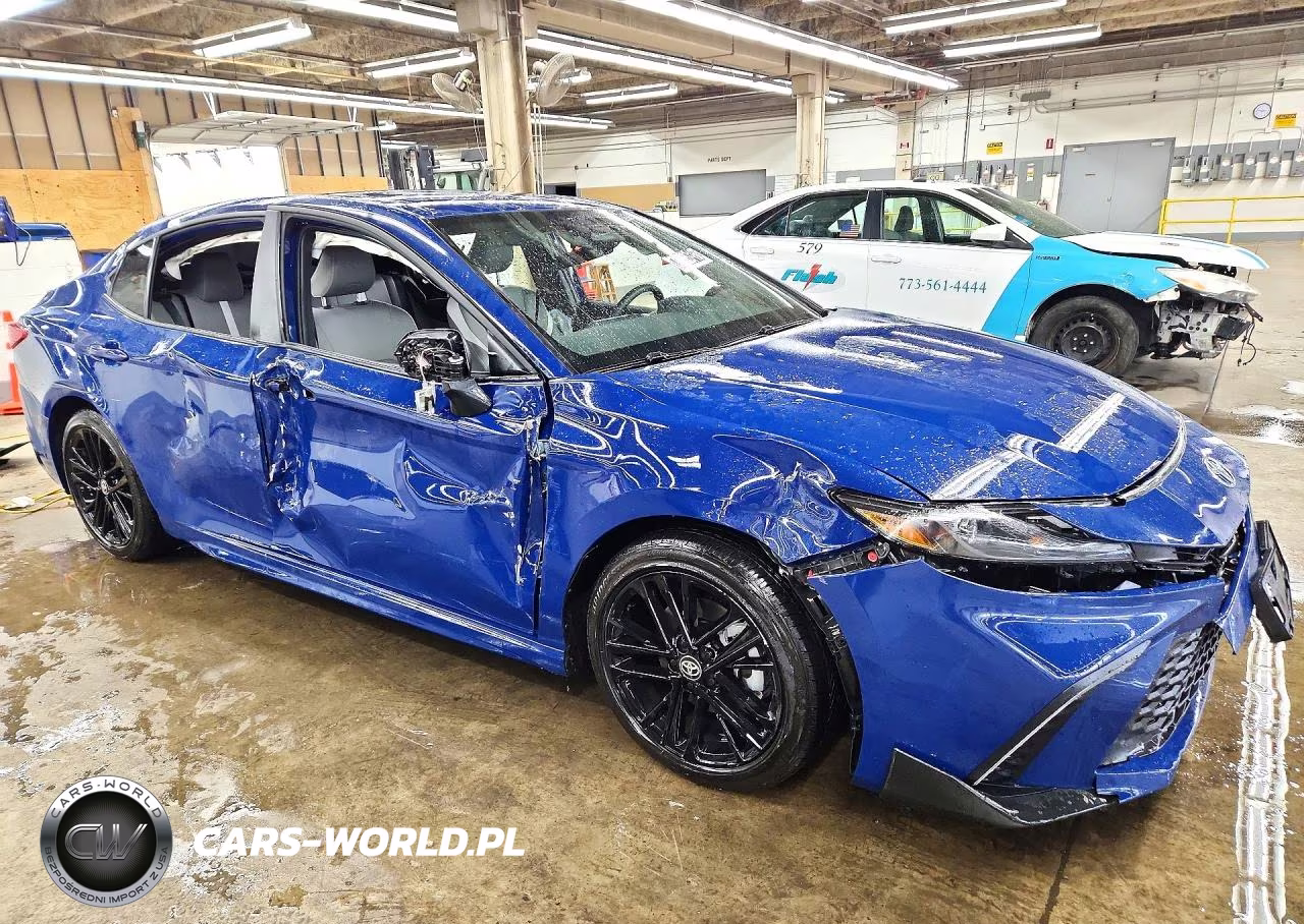 2026 Toyota Camry Se VIN:4T1DAACKXTU283307 - 4