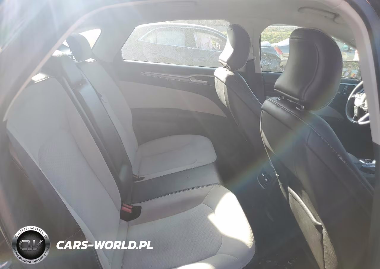 2019 Ford Fusion Se VIN:3FA6P0HD3KR277084 - 10