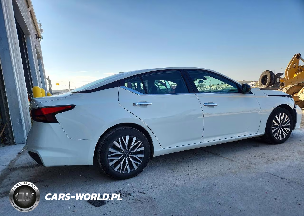 2025 Nissan Altima Sv VIN:1N4BL4DV3SN399902 - 3