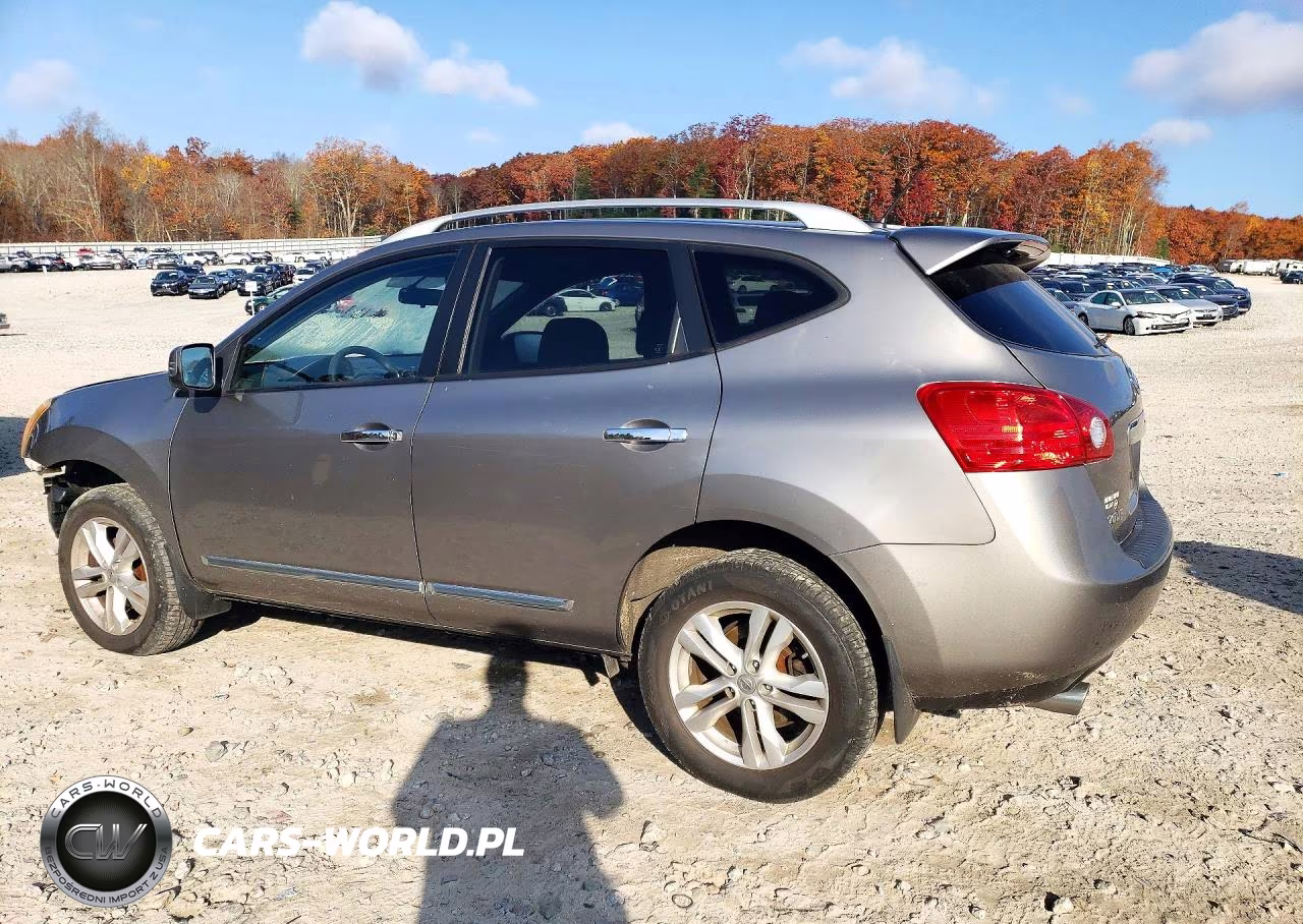 2013 Nissan Rogue S VIN:JN8AS5MV4DW141324 - 2