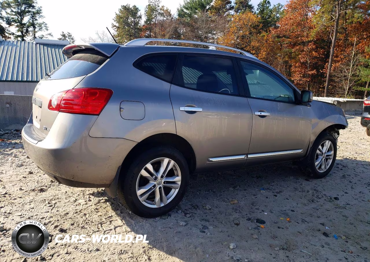 2013 Nissan Rogue S VIN:JN8AS5MV4DW141324 - 3