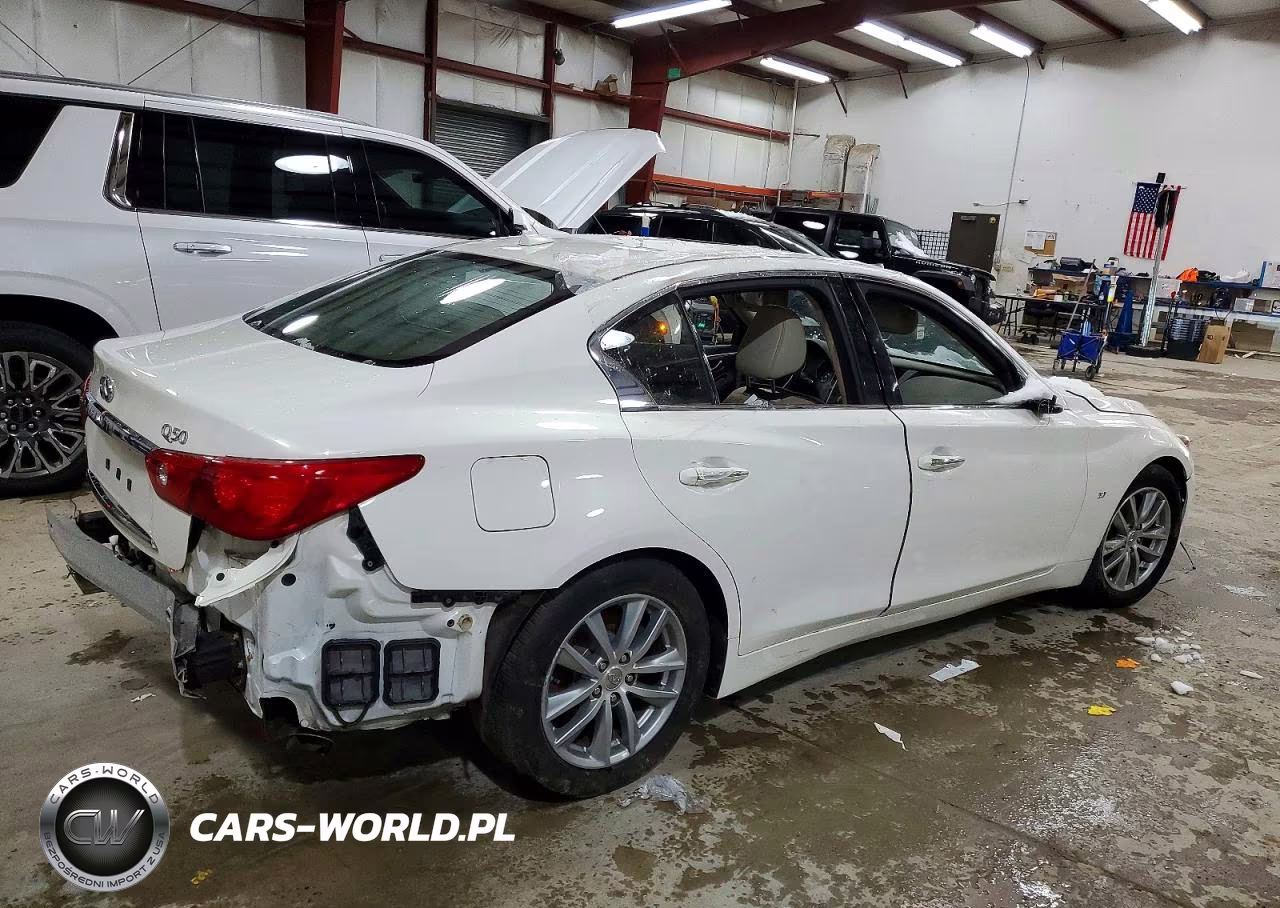 2015 Infiniti Q50 Premium VIN:JN1BV7AR3FM418749 - 3