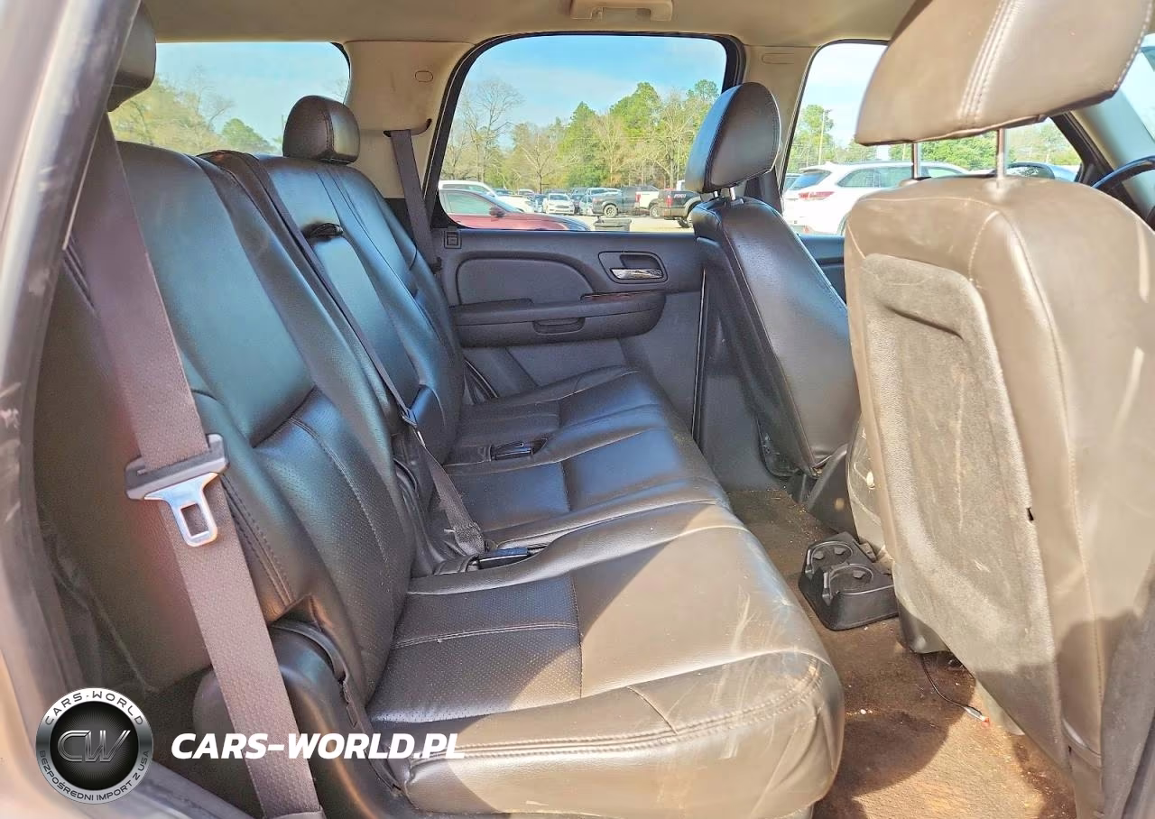2007 Chevrolet Tahoe C1500 VIN:1GNFC13007J405905 - 11