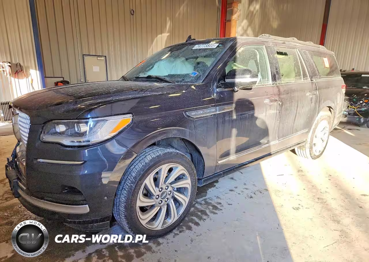 2023 Lincoln Navigator L Reserve