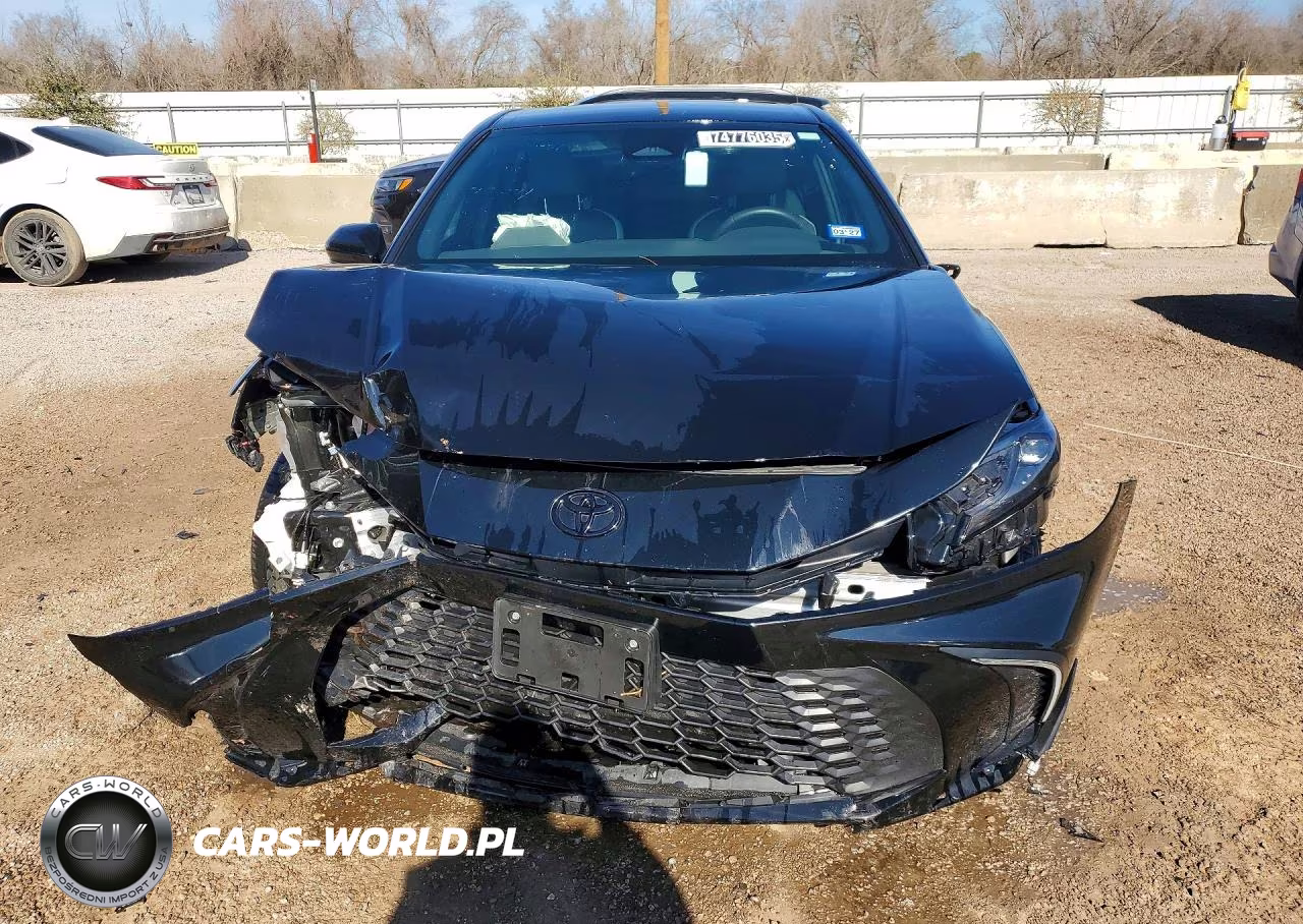 2025 Toyota Camry Xse VIN:4T1DAACK1SU130278 - 5