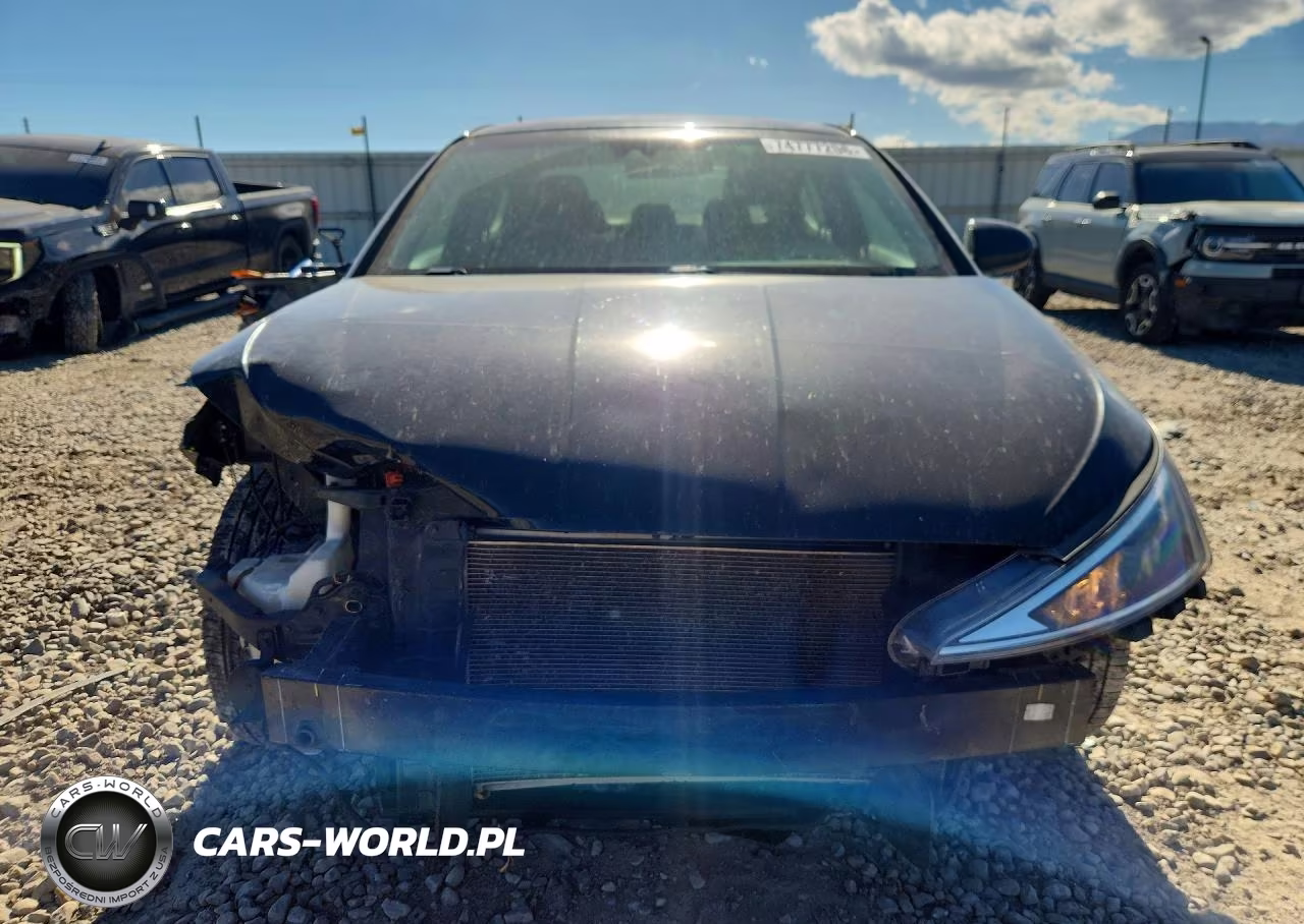 2019 Hyundai Elantra Sel VIN:KMHD84LF5KU775225 - 5