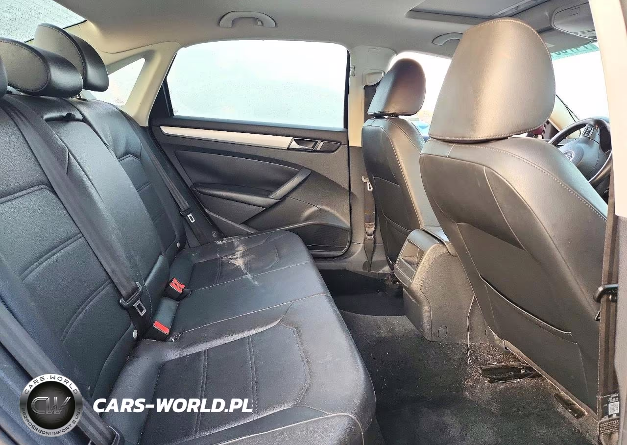2012 Volkswagen Passat Se VIN:1VWBN7A3XCC019098 - 10
