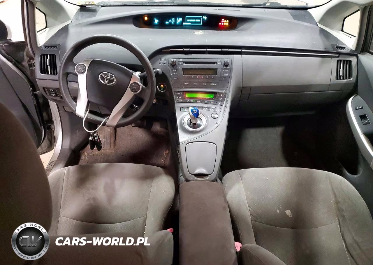 2011 Toyota Prius Two VIN:JTDKN3DU5B1453486 - 8