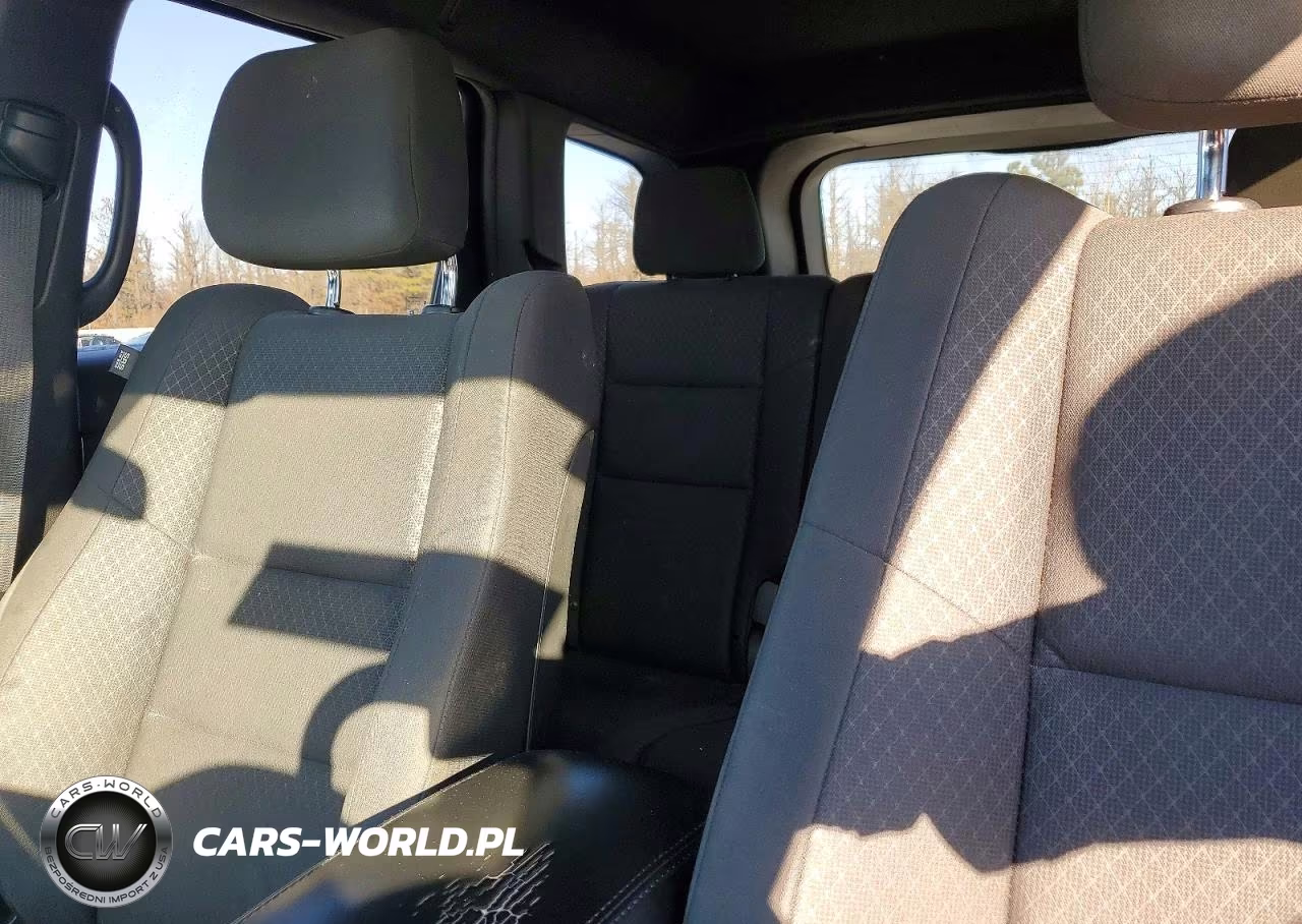 2019 Jeep Grand Cherokee Laredo VIN:1C4RJFAGXKC528648 - 10