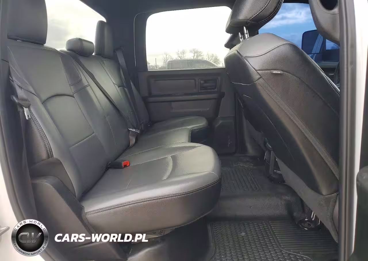 2022 Ram 2500 Tradesman VIN:3C6UR5HL3NG203722 - 10