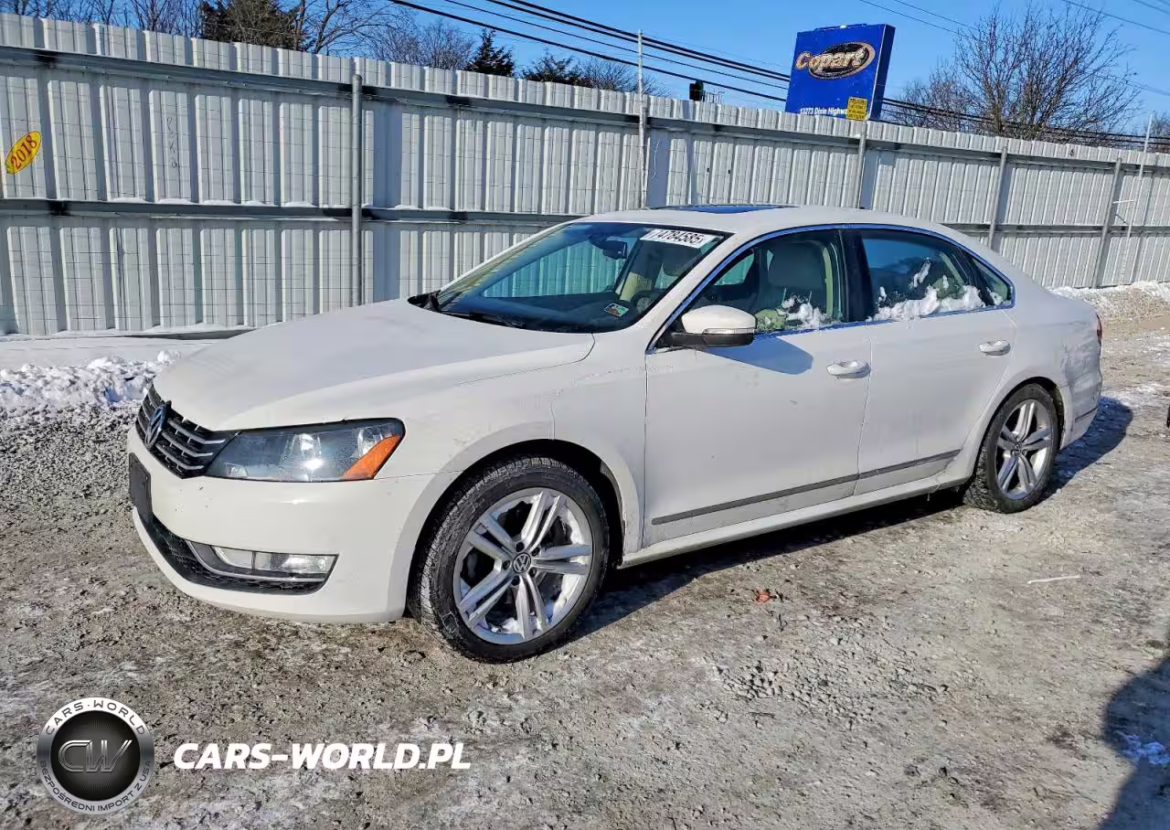 2013 Volkswagen Passat Sel