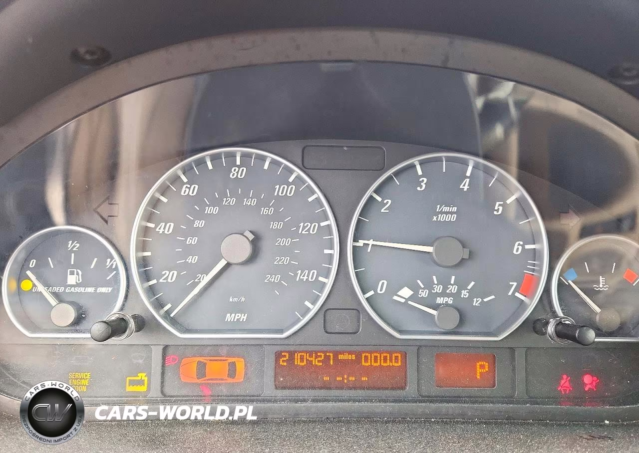 2005 BMW 330 Ci VIN:WBABW534X5PL52100 - 9