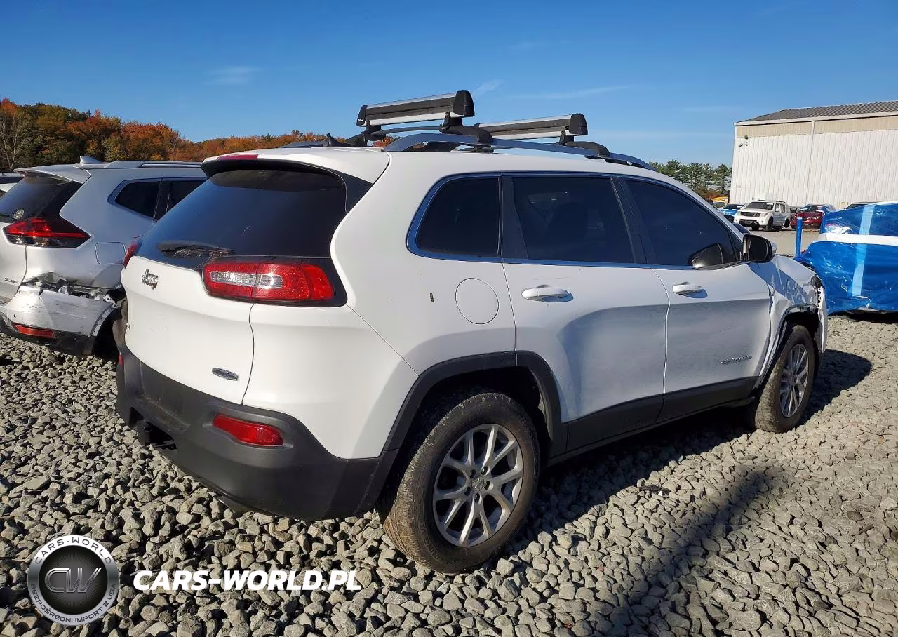 2014 Jeep Cherokee Latitude VIN:1C4PJMCS2EW169344 - 3