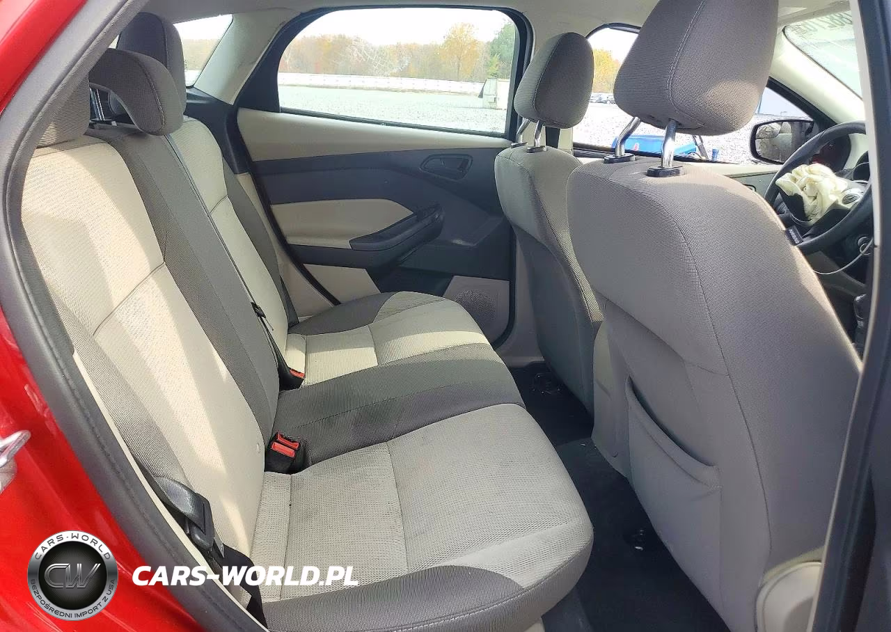 2012 Ford Focus Se VIN:1FAHP3K21CL312173 - 10