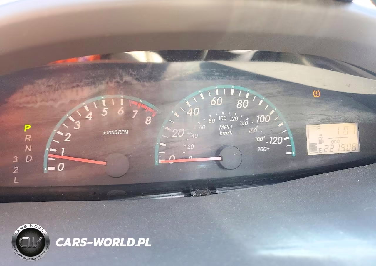 2010 Toyota Yaris Base VIN:JTDBT4K3XA4066015 - 9
