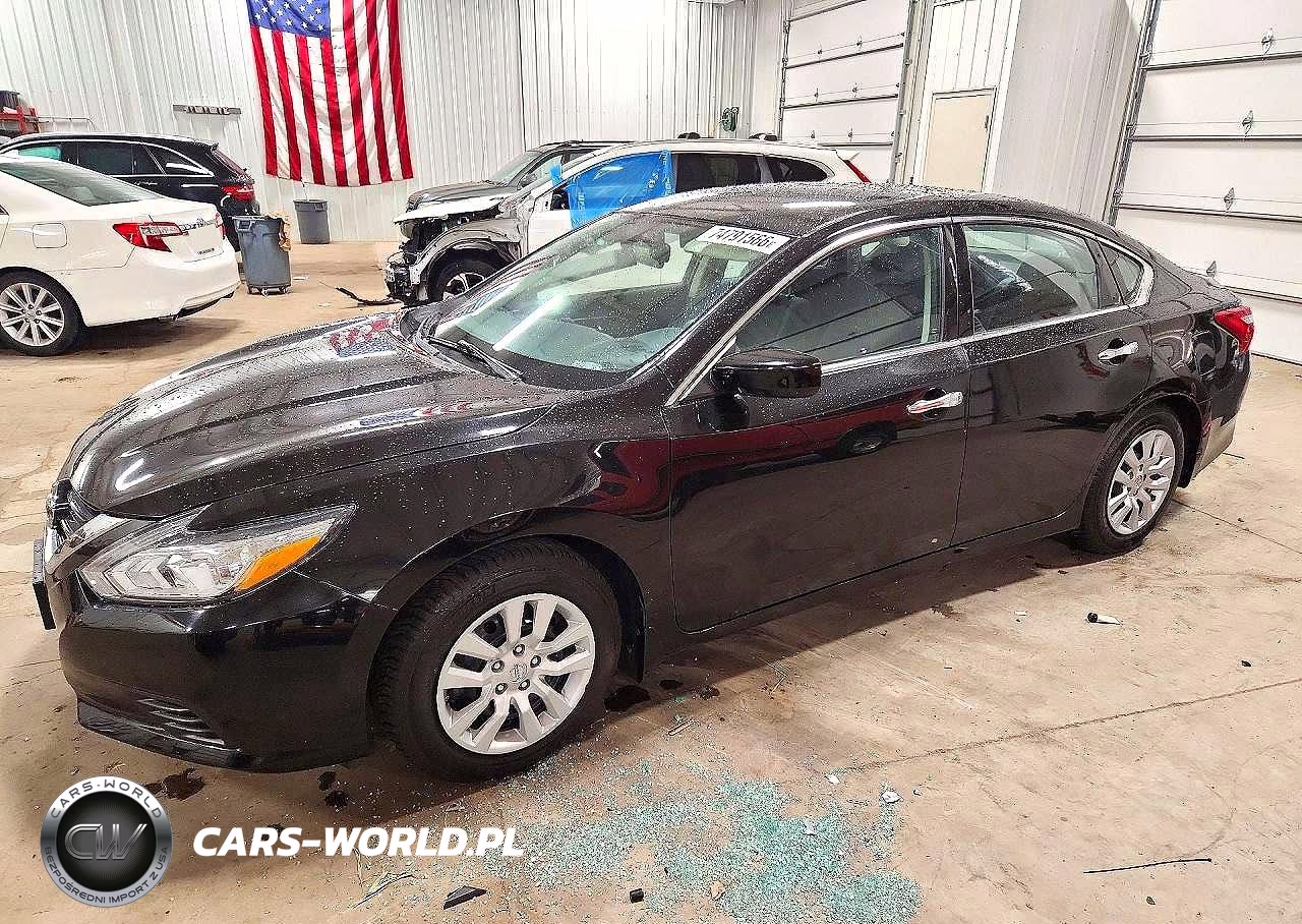 2017 Nissan Altima 2.5 S VIN:1N4AL3AP4HN353208 - 1