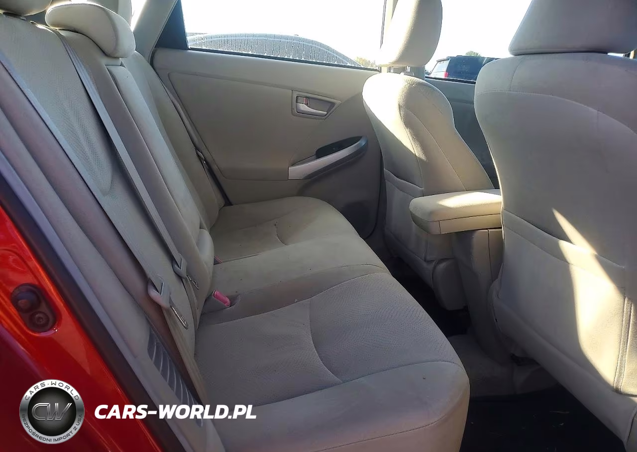 2011 Toyota Prius Two VIN:JTDKN3DU9B0282845 - 10