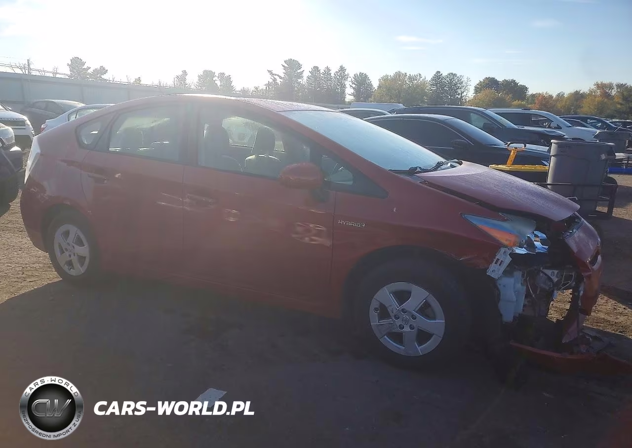 2011 Toyota Prius Two VIN:JTDKN3DU9B0282845 - 4