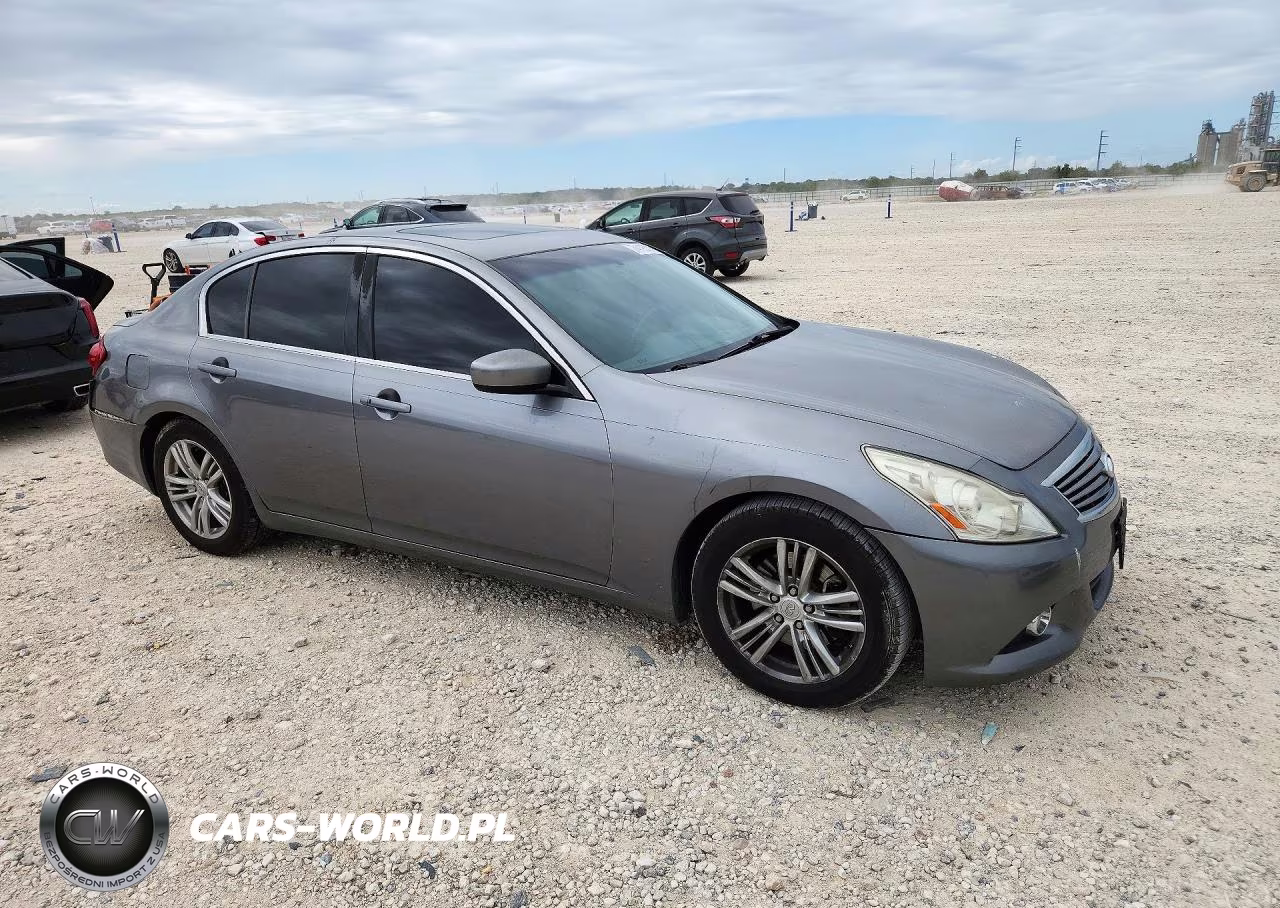 2010 Infiniti G37 Sedan Base VIN:JN1CV6AP0AM400957 - 4